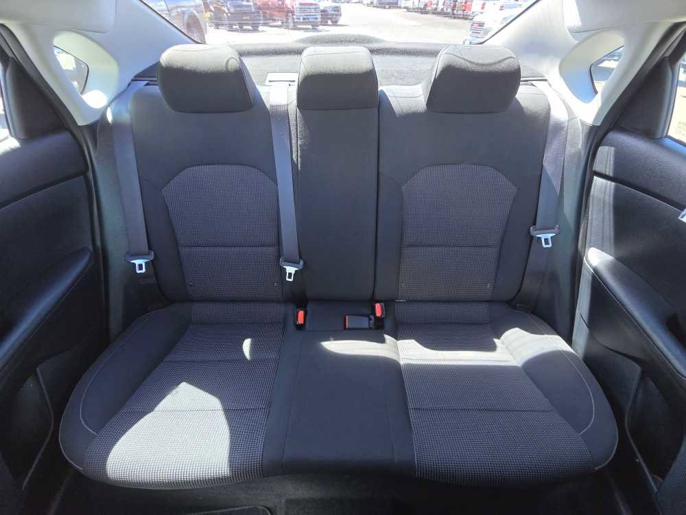 Used 2019 Kia Forte LXS FWD image 17