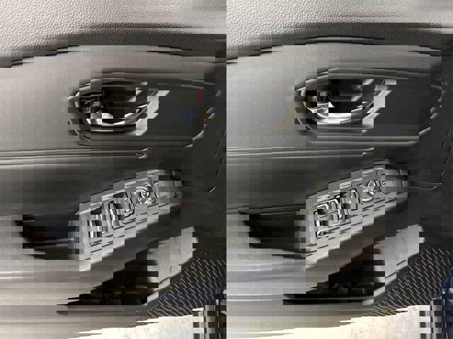 Used 2023 Honda Accord EX image 4