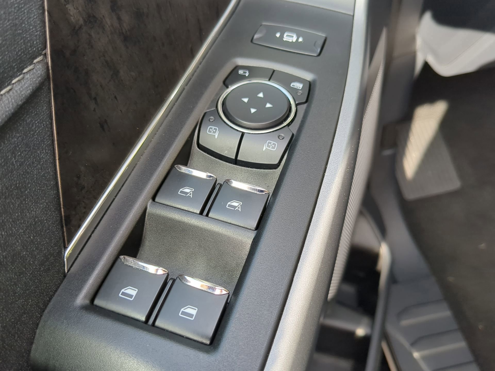 Certified 2024 Ford F350 Lariat w/ Lariat Ultimate Package image 47