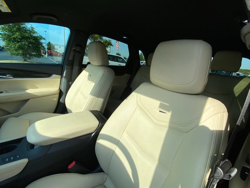 Used 2018 Cadillac XT5 AWD image 20