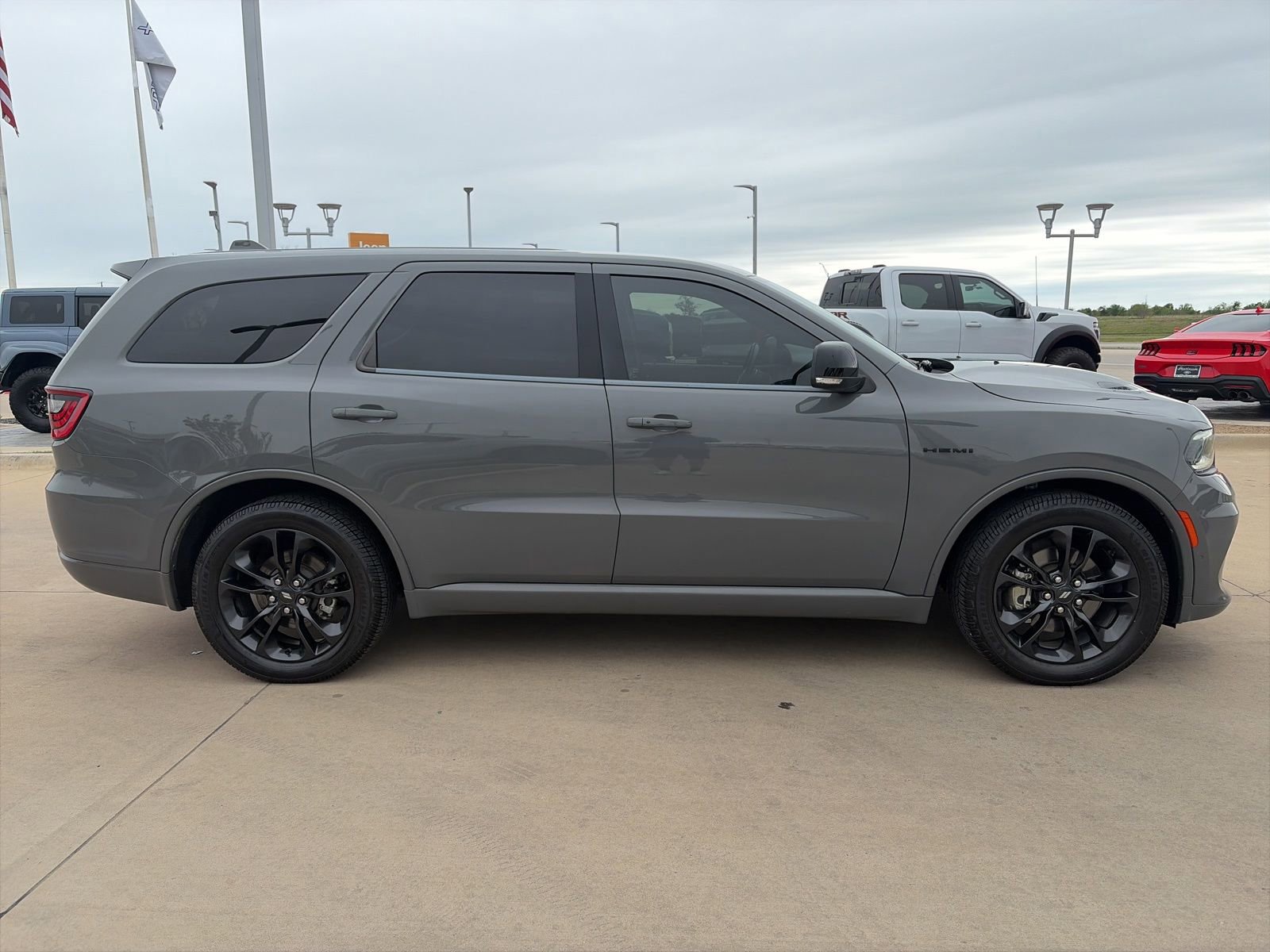 Used 2022 Dodge Durango R/T w/ Blacktop Package image 6