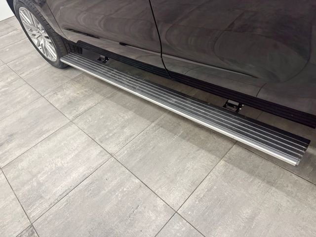 Certified 2024 Ford Expedition Limited image 20