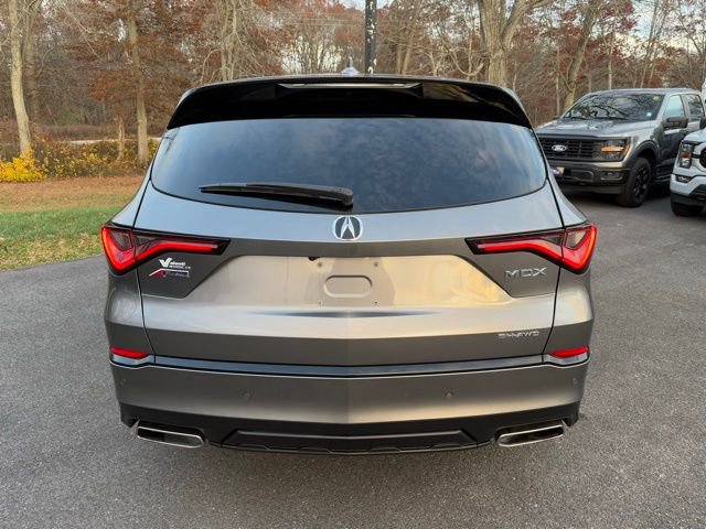Used 2023 Acura MDX A-Spec image 3