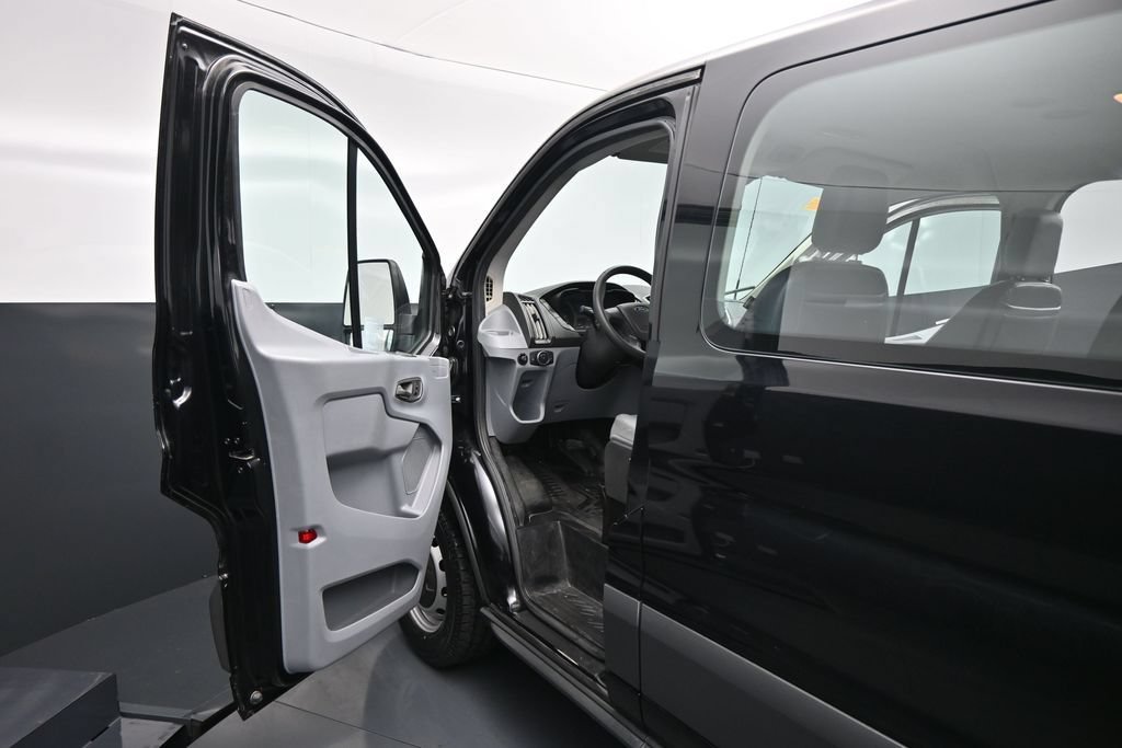 Certified 2017 Ford Transit 350 XL RWD image 9