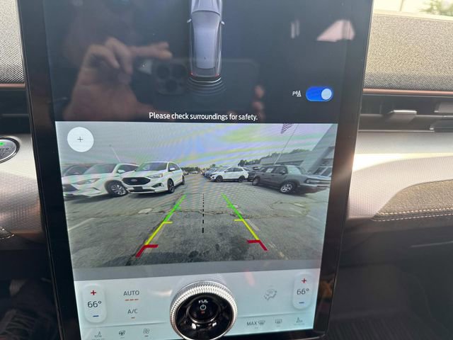 Certified 2022 Ford Mustang Mach-E GT image 24