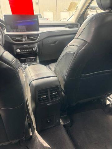Certified 2024 Ford Escape Platinum AWD/4WD image 9