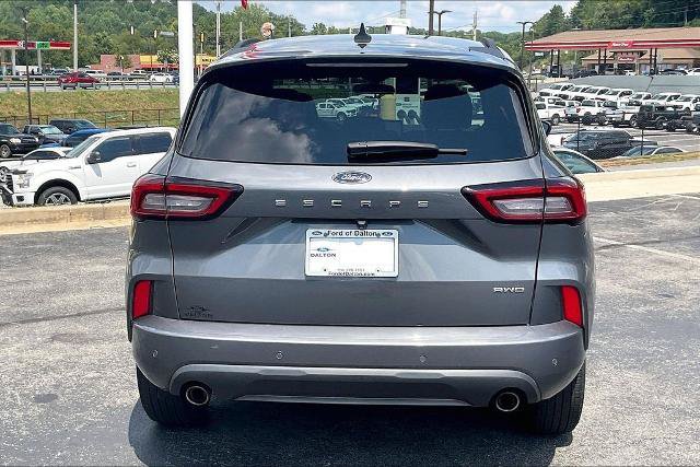 Certified 2023 Ford Escape ST-Line w/ Tech Pack #1 AWD/4WD image 4