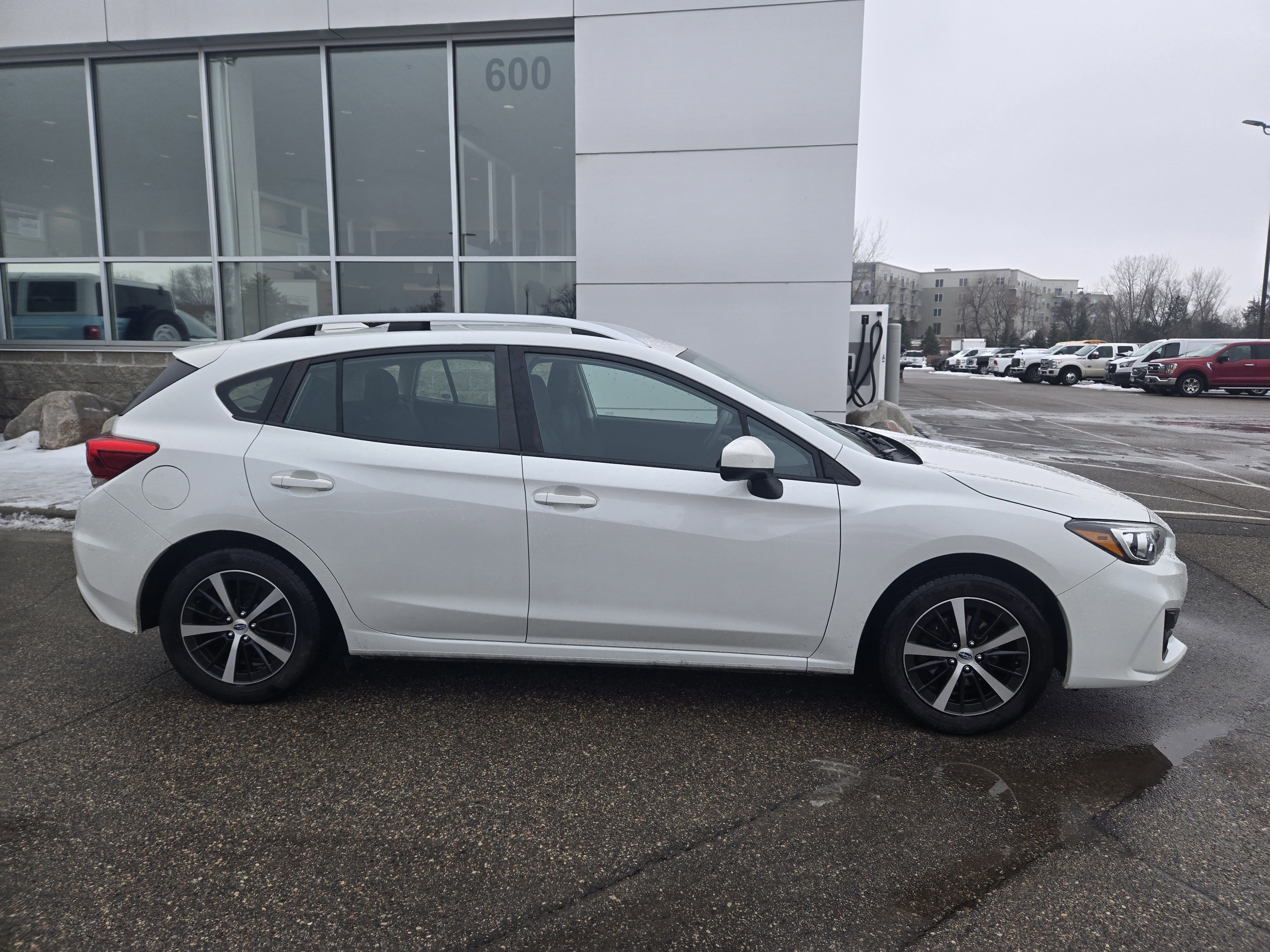 Used 2019 Subaru Impreza 2.0i Premium image 6