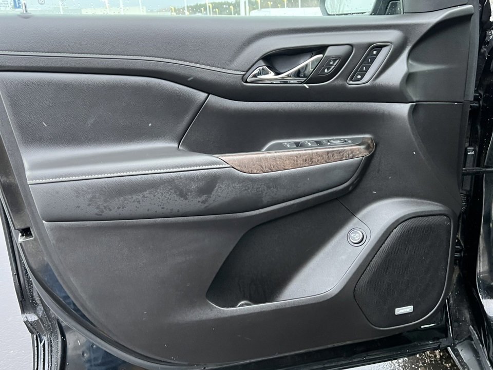 Used 2023 GMC Acadia Denali w/ Trailering Package image 20