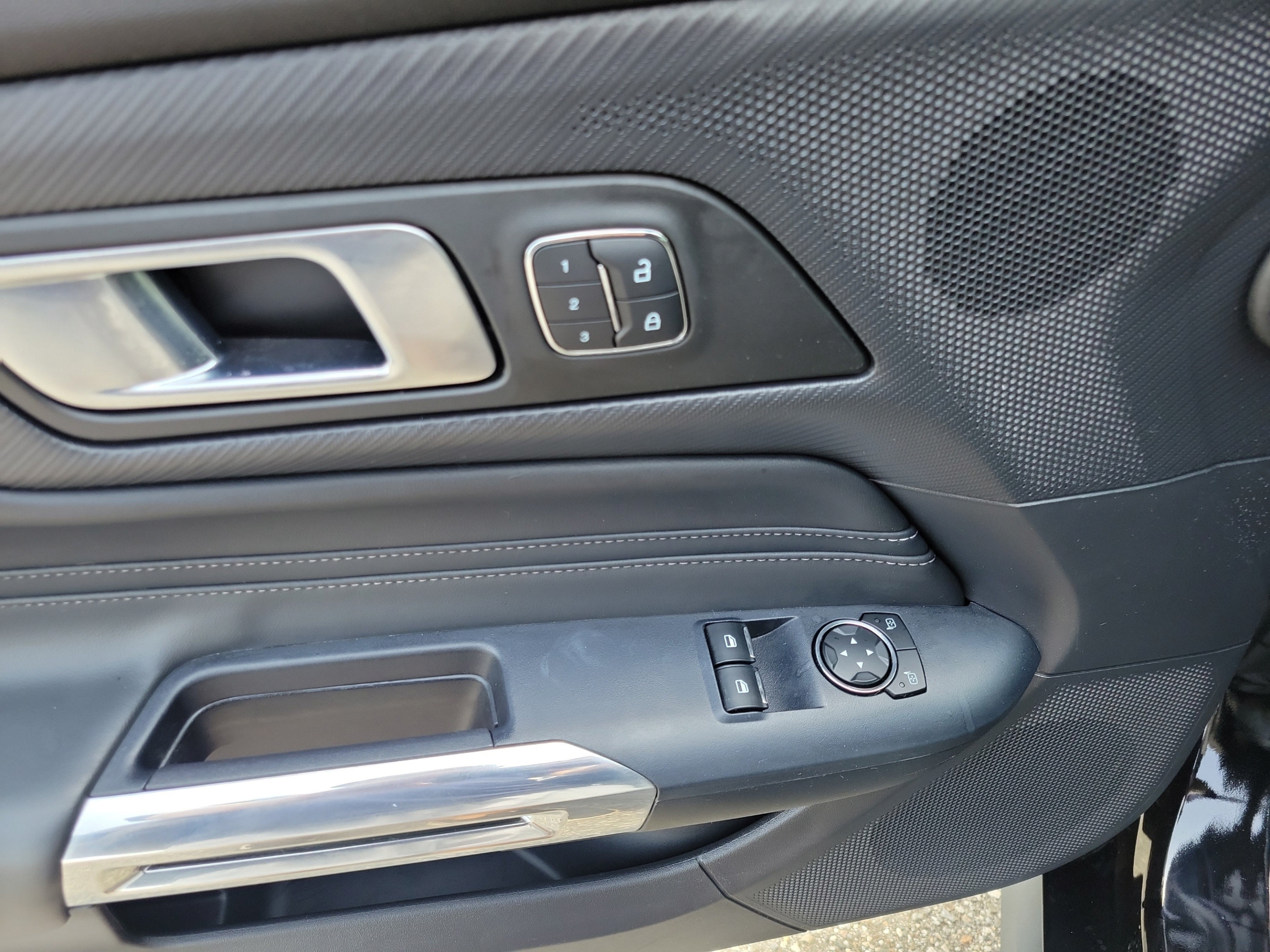 Certified 2024 Ford Mustang GT Premium RWD image 8