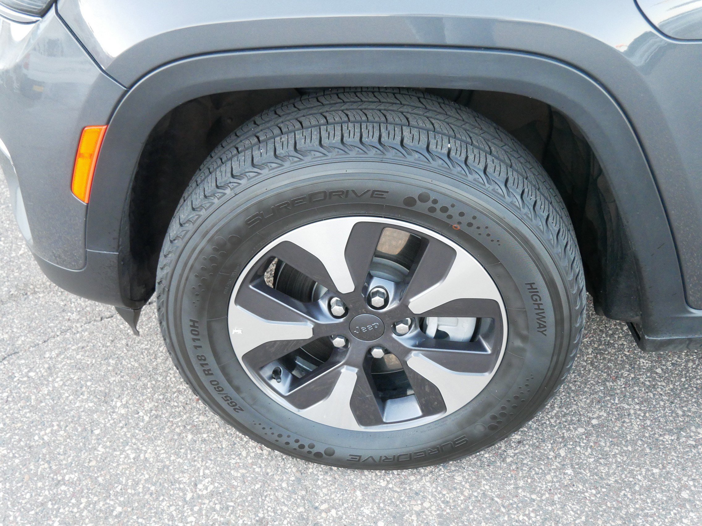 Used 2024 Jeep Grand Cherokee Limited 4xe image 15