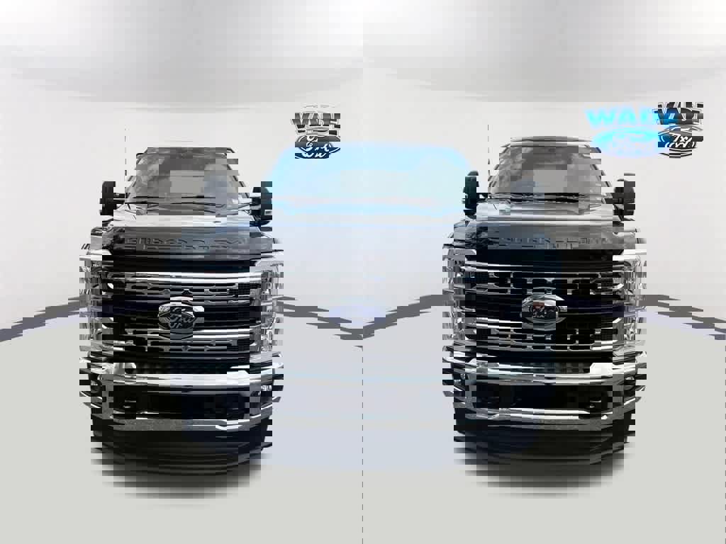 Certified 2025 Ford F250 XLT image 2