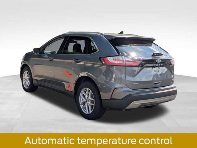 Certified 2022 Ford Edge SEL w/ Convenience Package image 3