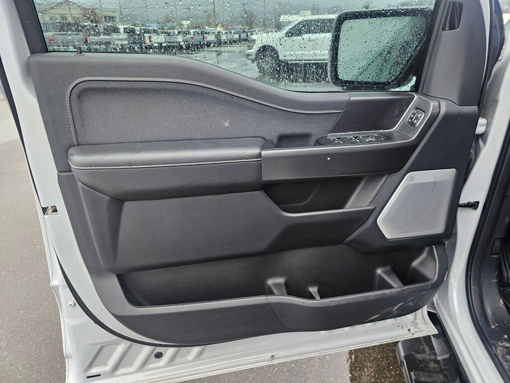 Certified 2025 Ford F150 Lariat w/ Equipment Group 502A High image 15