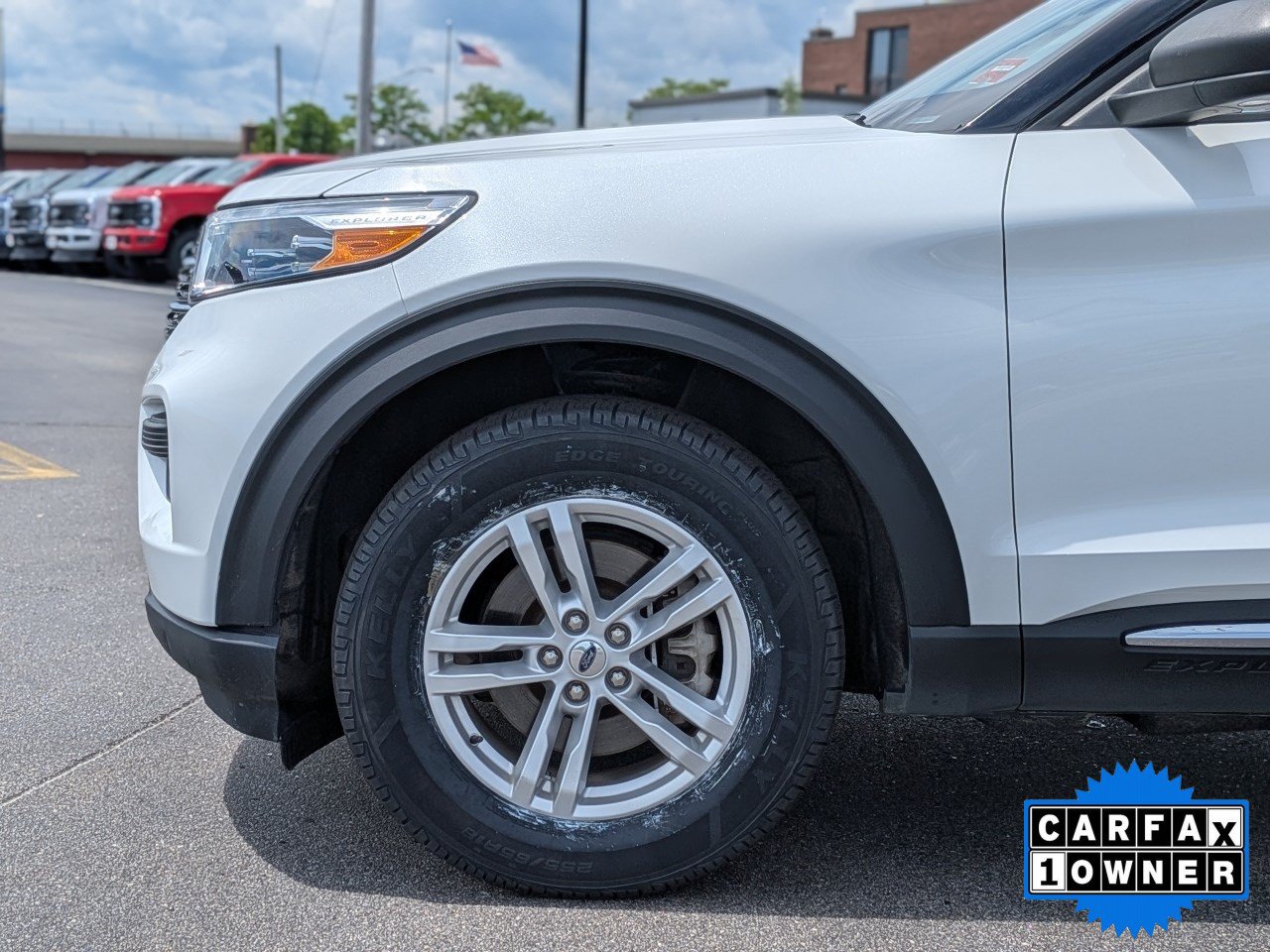 Certified 2024 Ford Explorer XLT w/ Class IV Trailer Tow Package AWD/4WD image 7