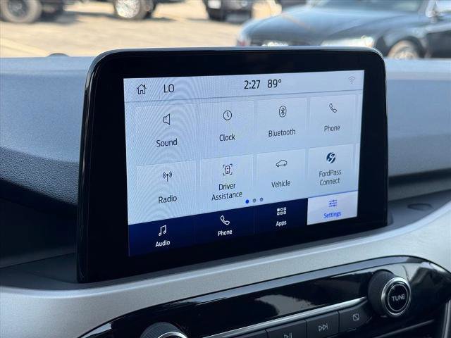 Certified 2022 Ford Escape SE w/ Cold Weather Package image 23