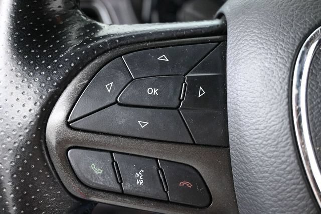 Used 2021 Dodge Challenger SXT w/ Plus Package RWD image 18