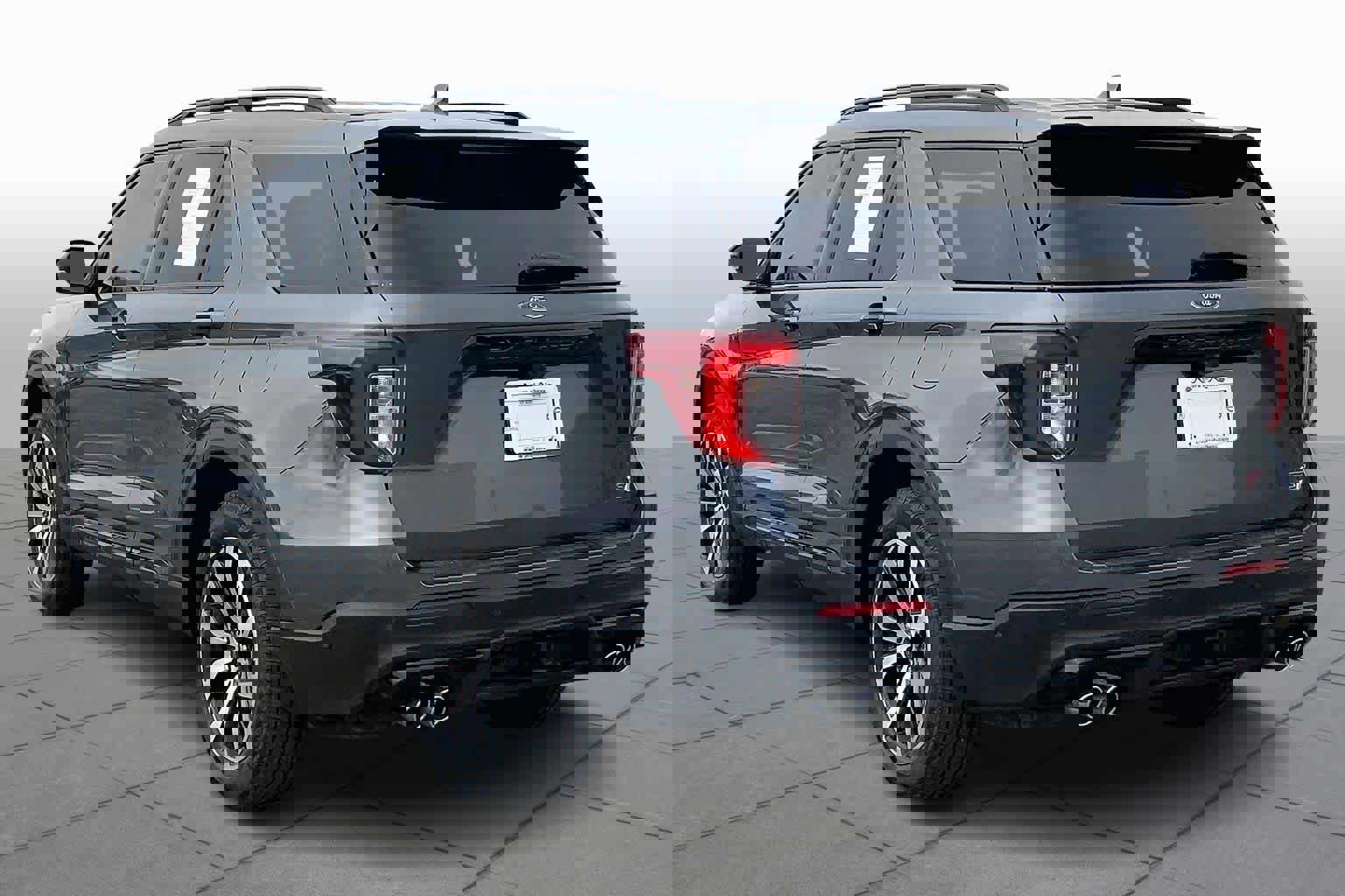 Certified 2020 Ford Explorer ST w/ Premium Technology Package image 4