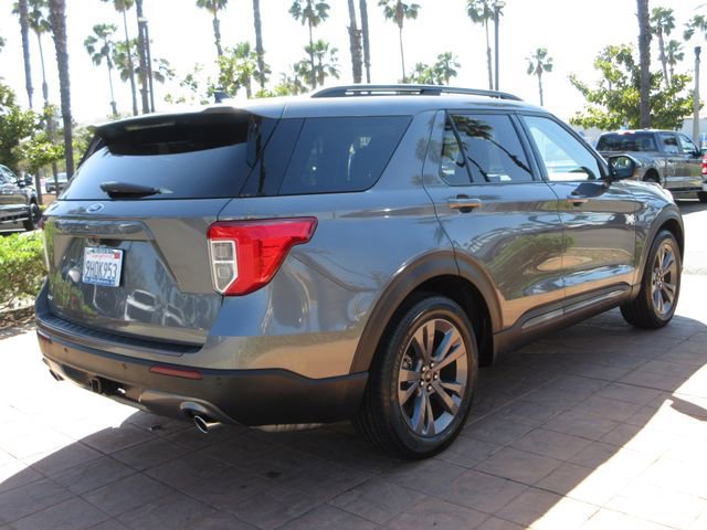 Certified 2023 Ford Explorer XLT w/ Equipment Group 202A image 4