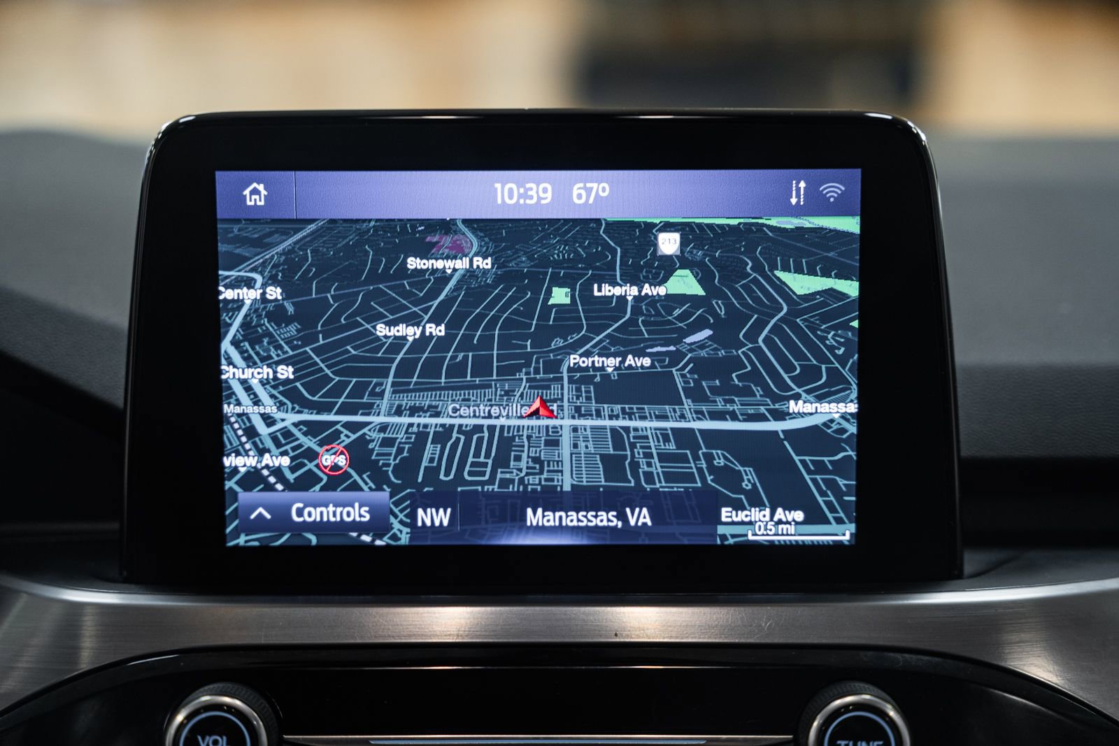 Certified 2022 Ford Escape Titanium image 27