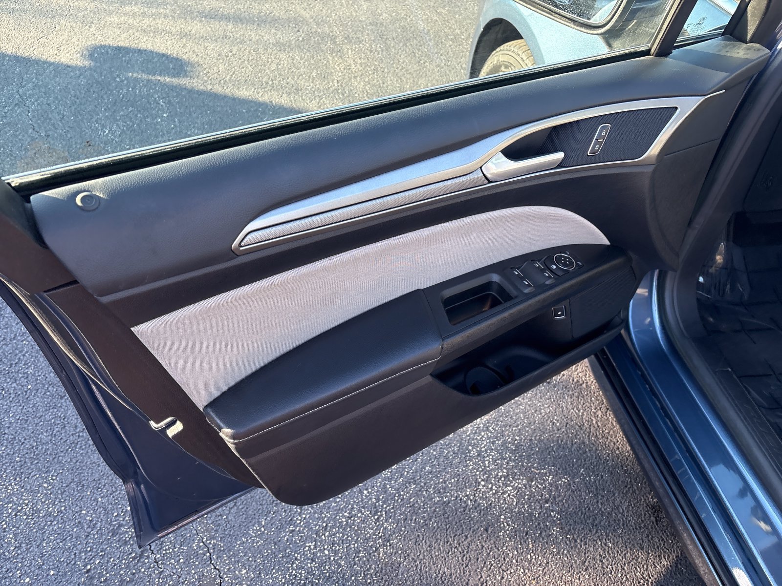 Certified 2018 Ford Fusion S FWD image 11