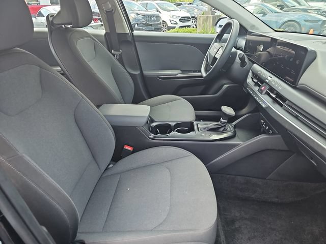 Used 2025 Kia K4 FWD image 10