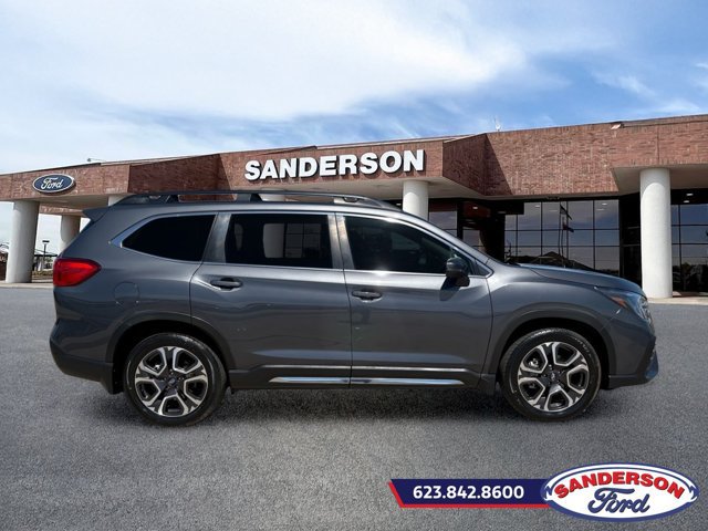 Used 2023 Subaru Ascent Limited AWD/4WD image 2