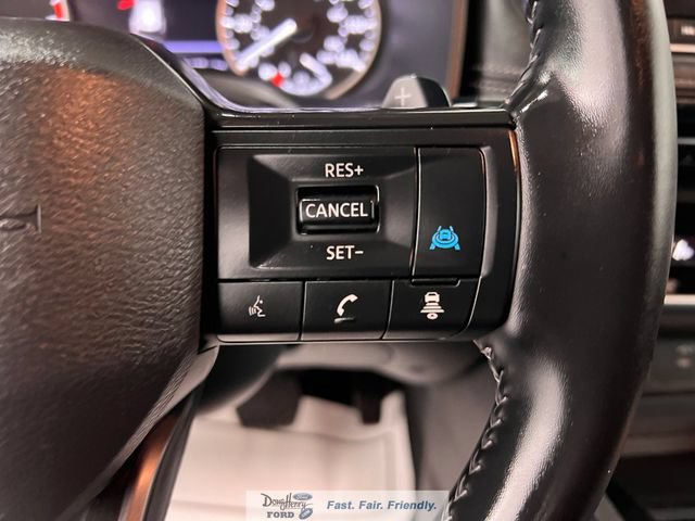 Used 2025 Nissan Rogue SV FWD image 46