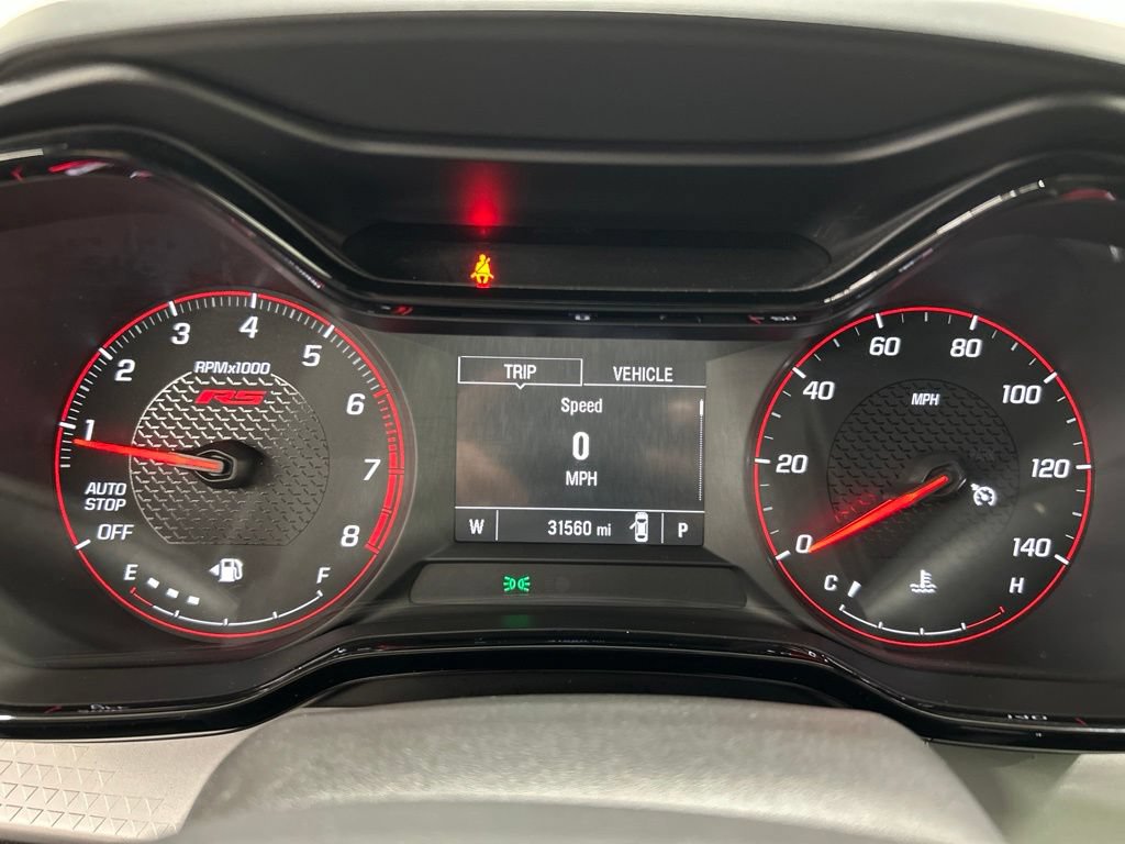 Used 2024 Chevrolet Trax RS w/ Sunroof Package FWD image 17