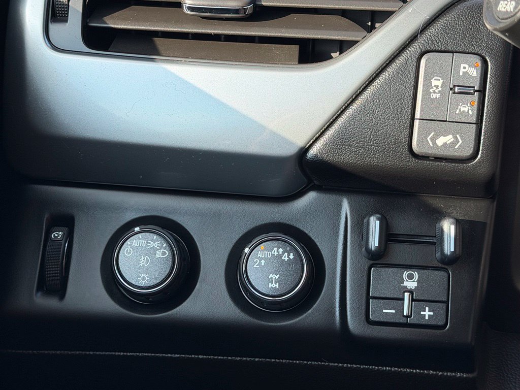 Used 2019 Chevrolet Tahoe LT AWD/4WD image 40