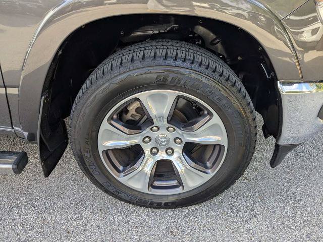 Used 2022 RAM 1500 Laramie AWD/4WD image 11