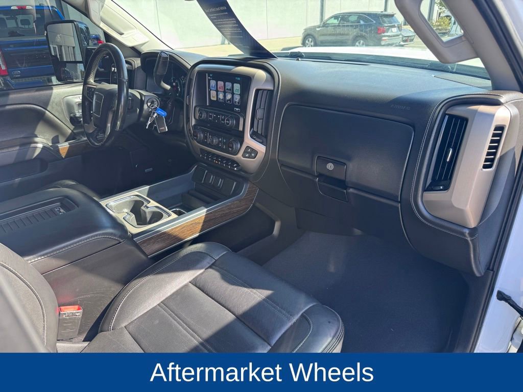 Used 2019 GMC Sierra 2500 Denali w/ Duramax Plus Package image 21