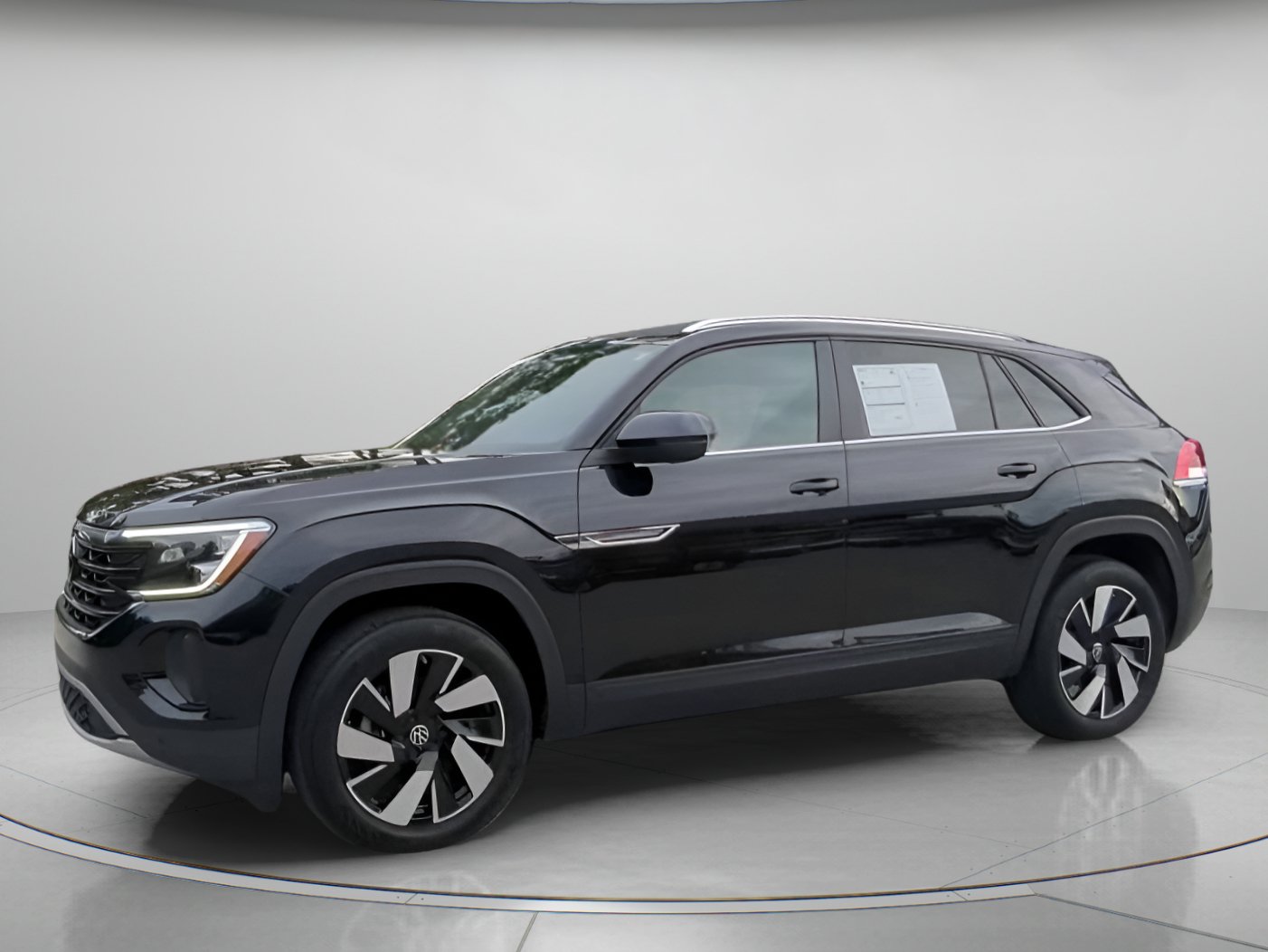 Used 2026 Volkswagen Atlas Cross Sport SE FWD image 14