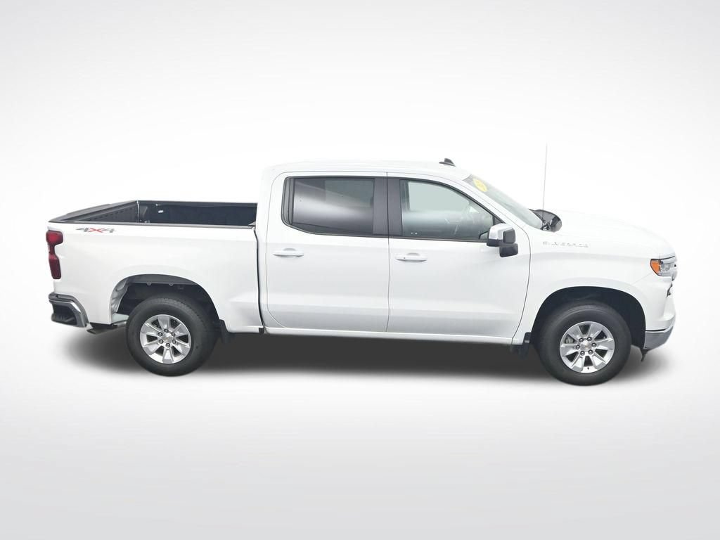 Used 2025 Chevrolet Silverado 1500 LT AWD/4WD image 25