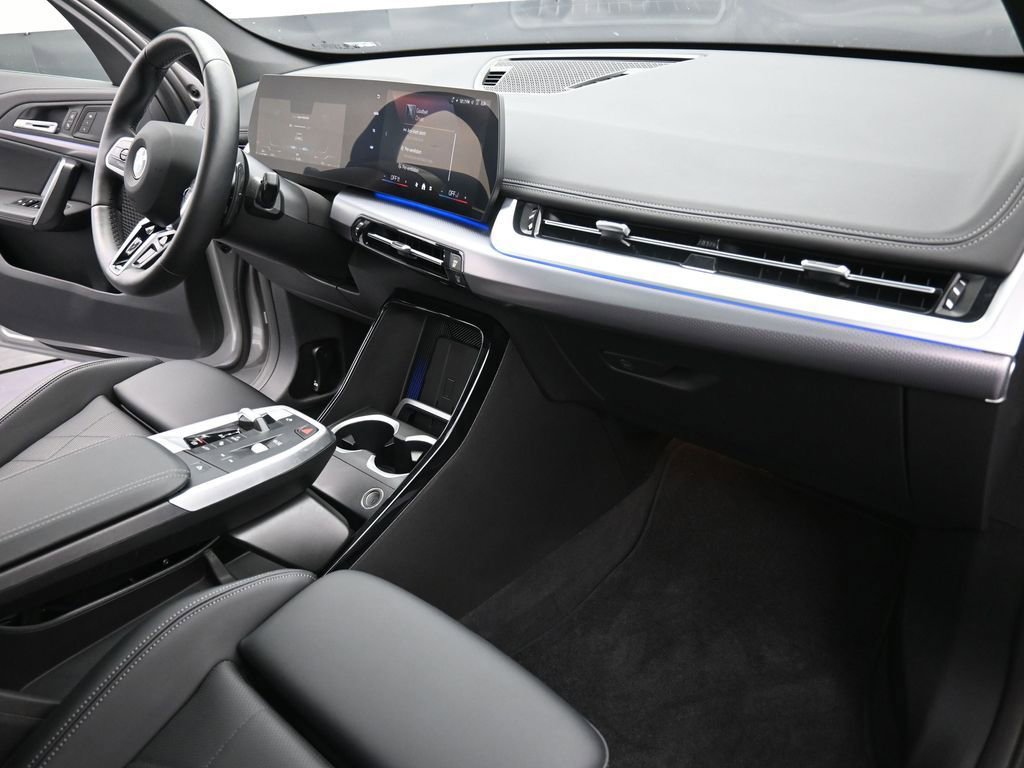 Used 2025 BMW X1 xDrive28i w/ M Sport Package image 16