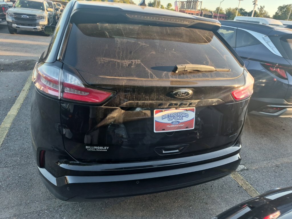 Certified 2024 Ford Edge SE w/ Black Appearance Package AWD/4WD image 13