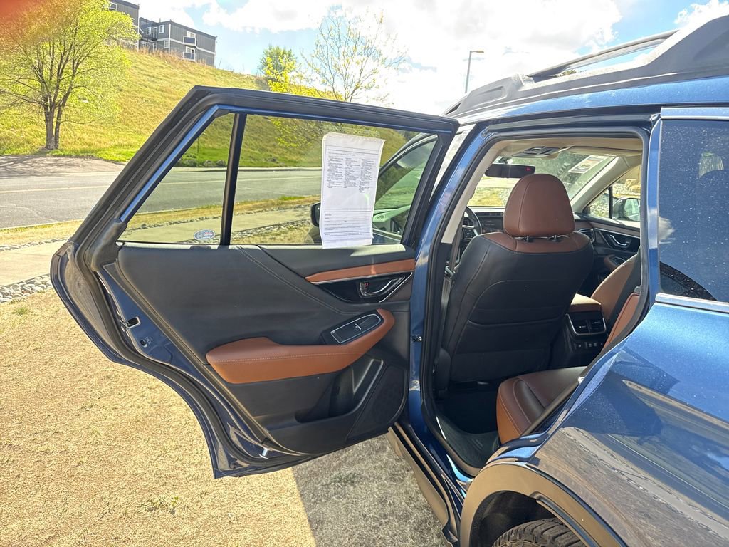 Used 2021 Subaru Outback Touring XT image 19
