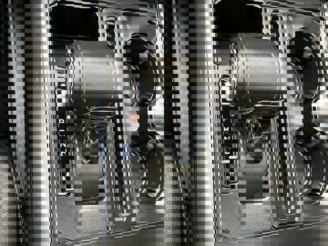 Certified 2023 Ford F150 Lariat w/ Equipment Group 502A High image 28