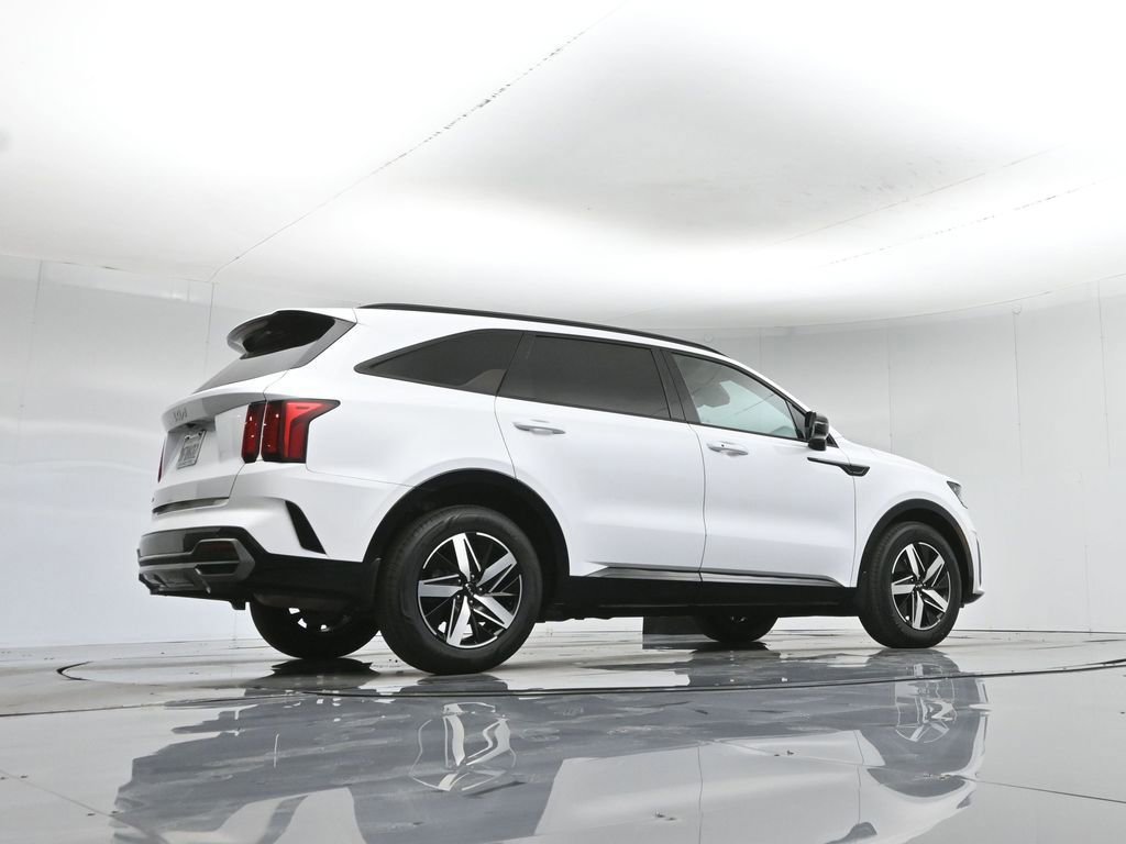 Used 2023 Kia Sorento S w/ Panoramic Sunroof Package image 15