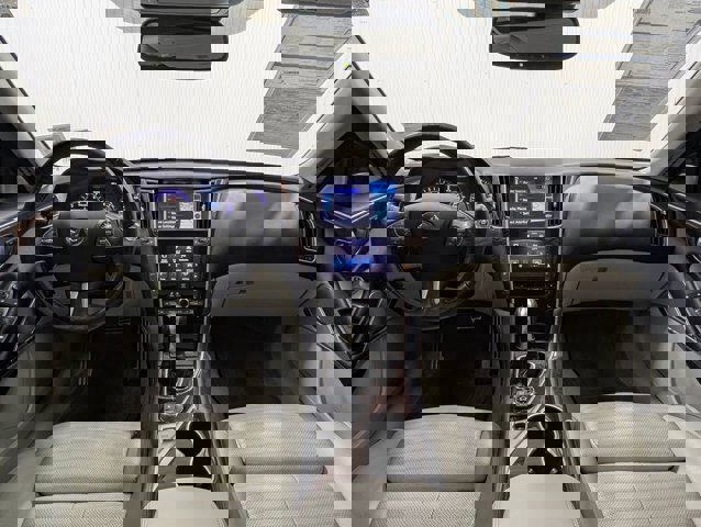 Used 2017 INFINITI Q50 Red Sport 400 image 2