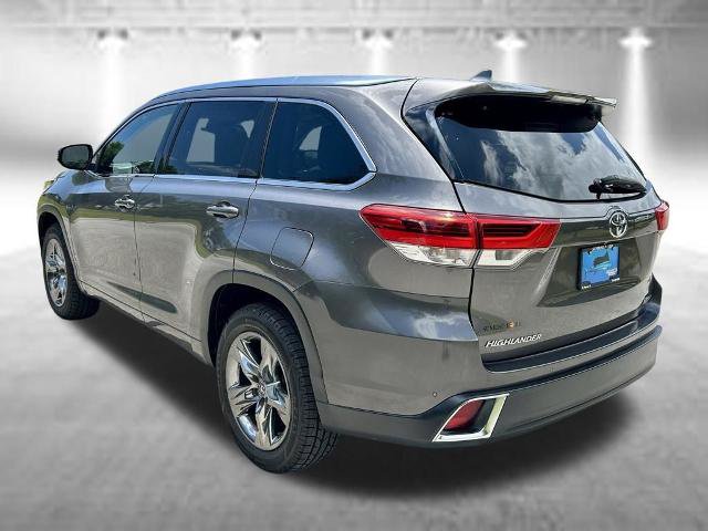Used 2018 Toyota Highlander Limited Platinum FWD image 7