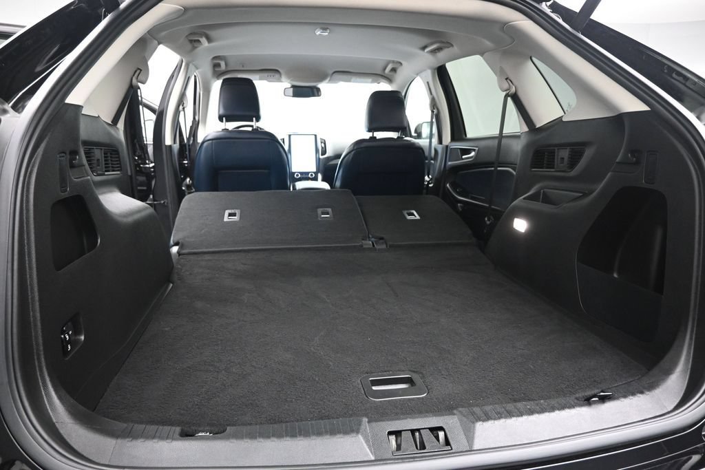 Certified 2024 Ford Edge SEL w/ Sport Appearance Package AWD/4WD image 19