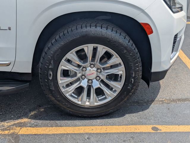 Used 2023 GMC Yukon Denali image 9