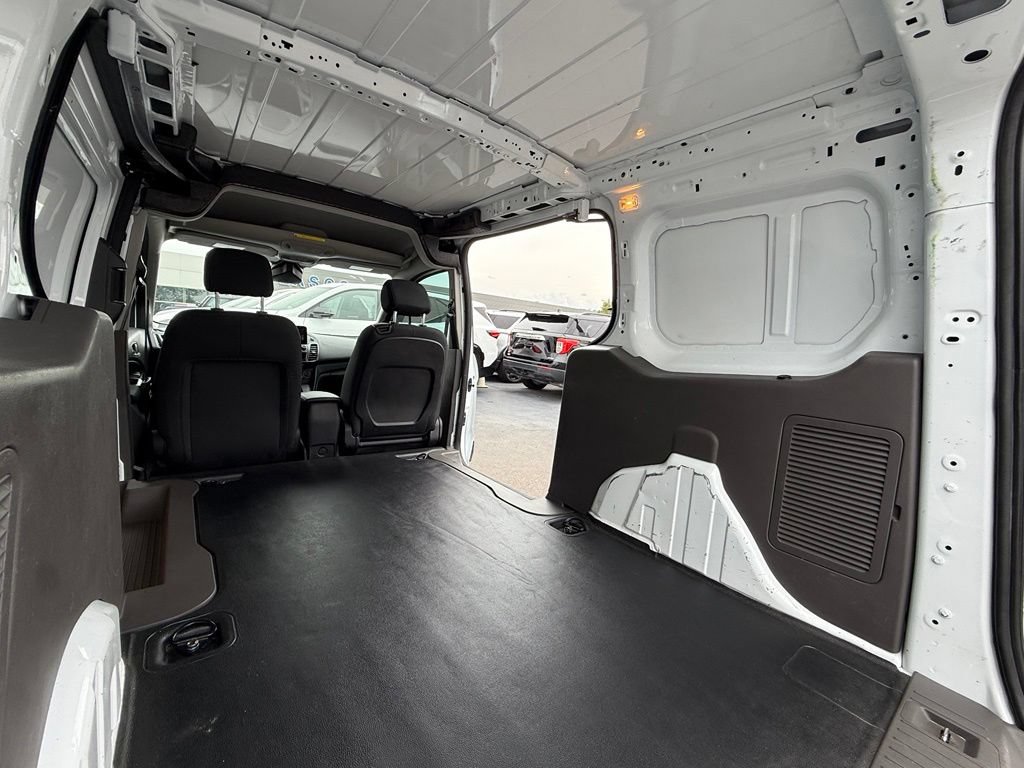 Certified 2020 Ford Transit Connect XLT FWD image 39