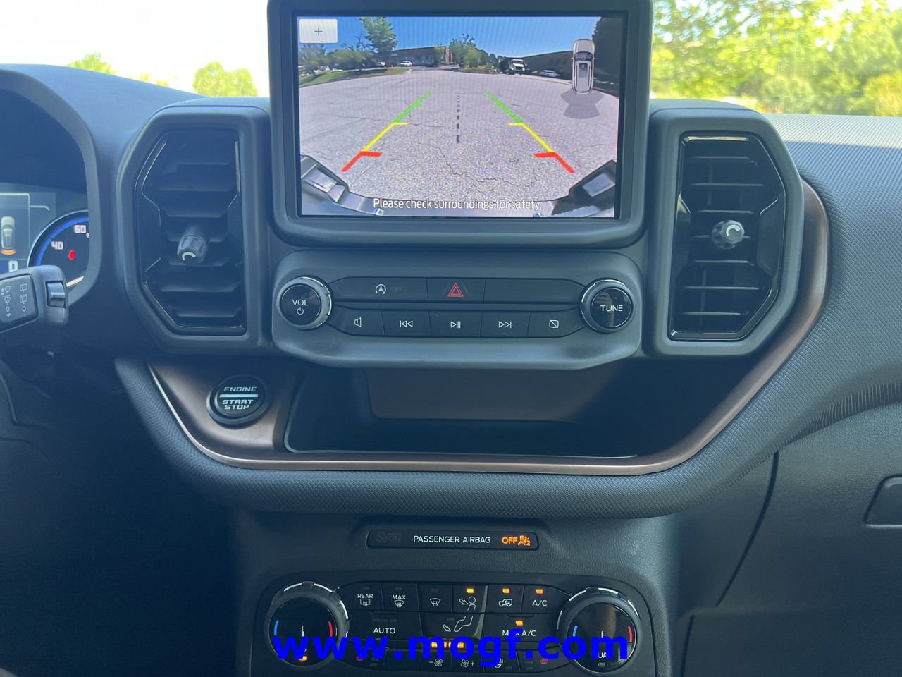 Certified 2024 Ford Bronco Sport Outer Banks w/ Tech Package AWD/4WD image 8
