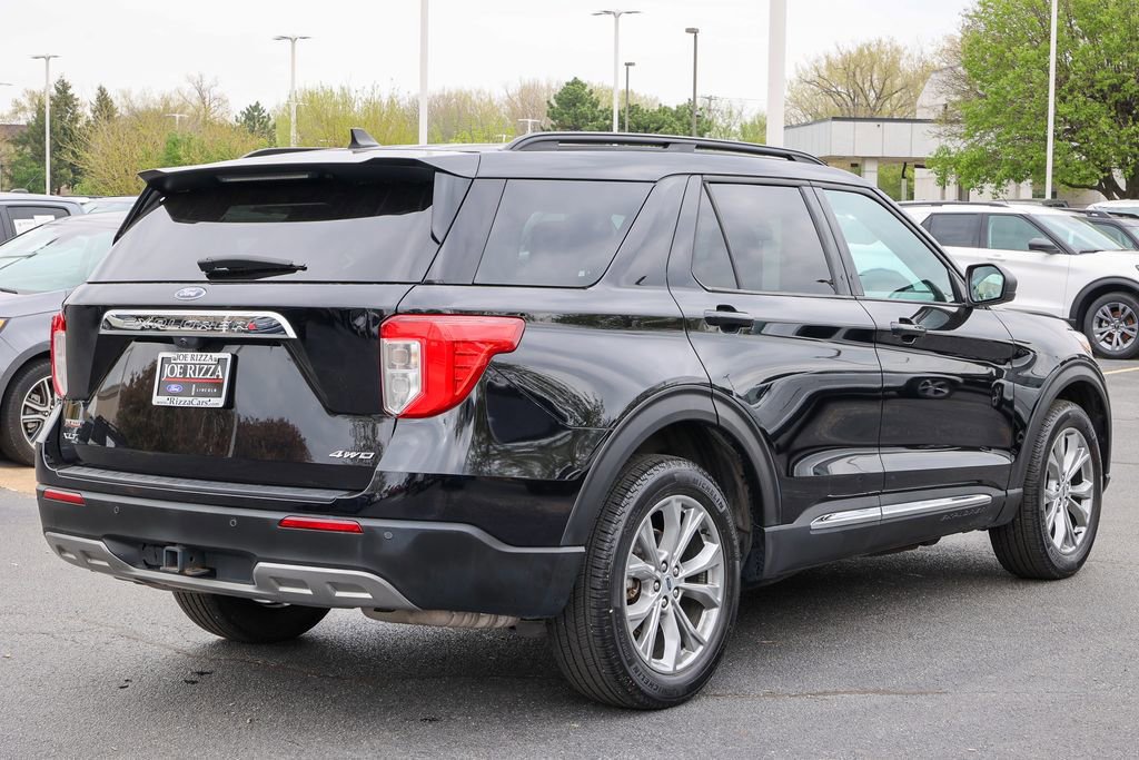 Certified 2023 Ford Explorer XLT w/ Equipment Group 202A AWD/4WD image 12