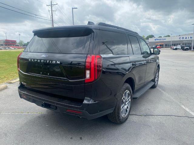 Certified 2025 Ford Expedition Active image 5