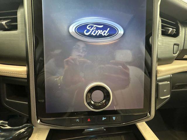Certified 2022 Ford Expedition Max Platinum image 11
