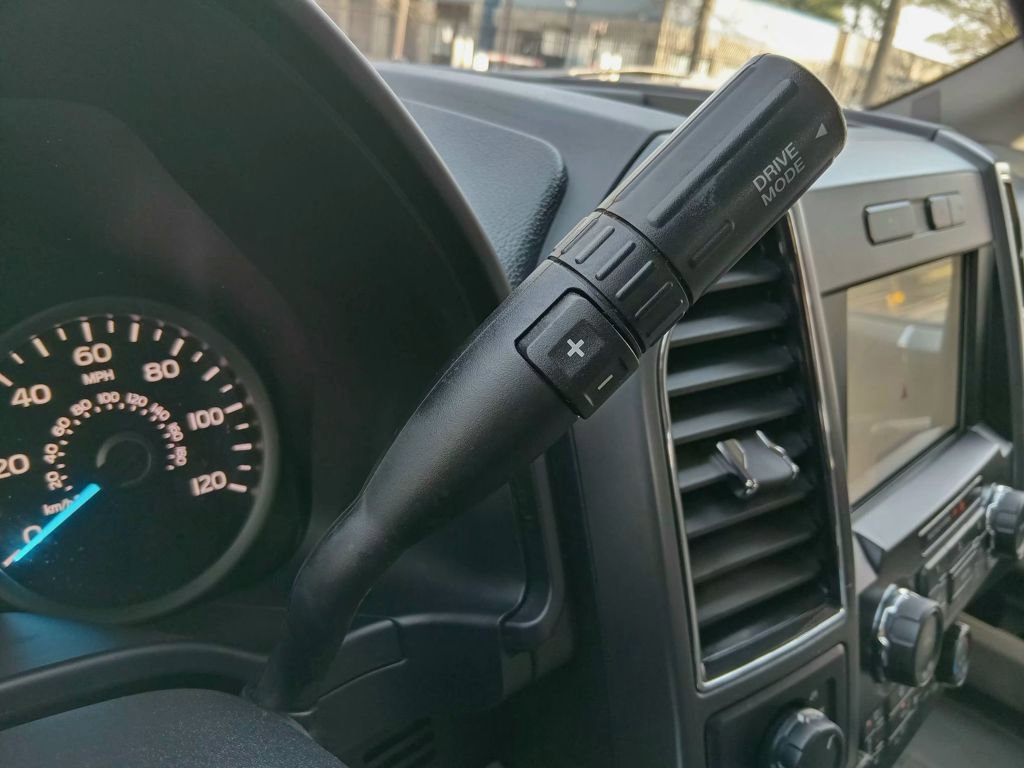 Certified 2019 Ford F150 XLT w/ Equipment Group 302A Luxury image 35