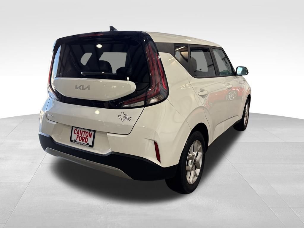 Used 2024 Kia Soul LX w/ Option Group 015 image 4